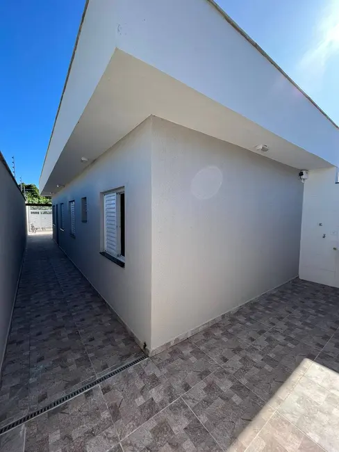 Foto 5 de Casa com 3 quartos à venda, 170m2 em Itanhaem - SP