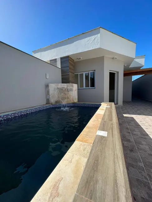 Foto 1 de Casa com 3 quartos à venda, 170m2 em Itanhaem - SP