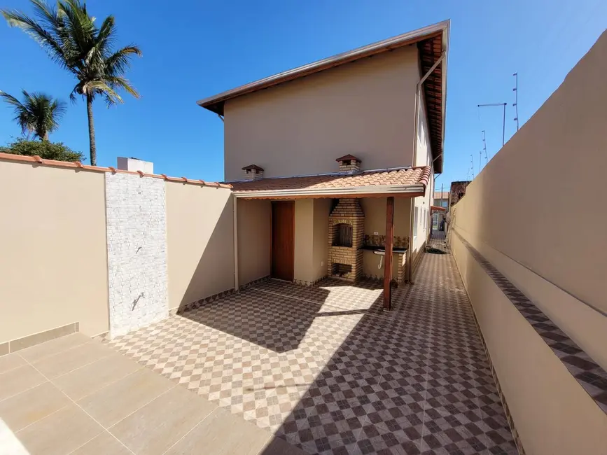 Casa com 2 quartos à venda, 103m2 em Itanhaem - SP - imagem 5 Foto 5 de Casa com 2 quartos à venda, 103m2 em Itanhaem - SP