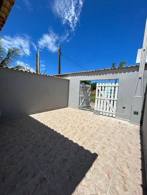 Casa com 2 quartos à venda, 140m2 em Itanhaem - SP - imagem 2 Foto 2 de Casa com 2 quartos à venda, 140m2 em Itanhaem - SP