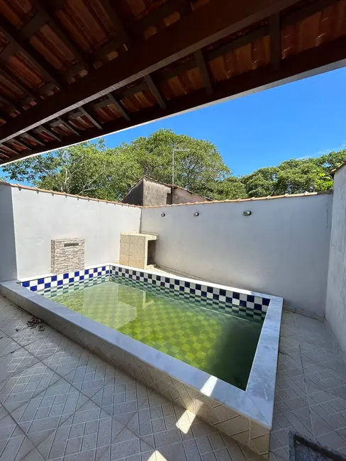 Foto 4 de Casa com 2 quartos à venda, 150m2 em Itanhaem - SP