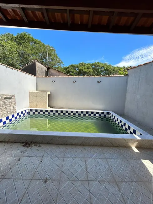Foto 6 de Casa com 2 quartos à venda, 150m2 em Itanhaem - SP