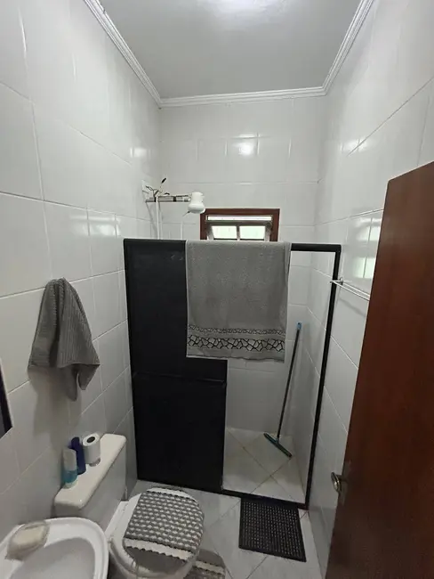 Foto 9 de Casa com 2 quartos à venda, 130m2 em Itanhaem - SP