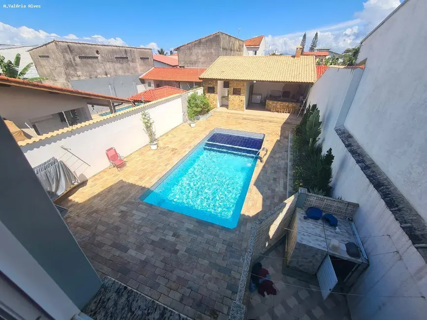 Foto 6 de Casa com 3 quartos à venda, 380m2 em Itanhaem - SP