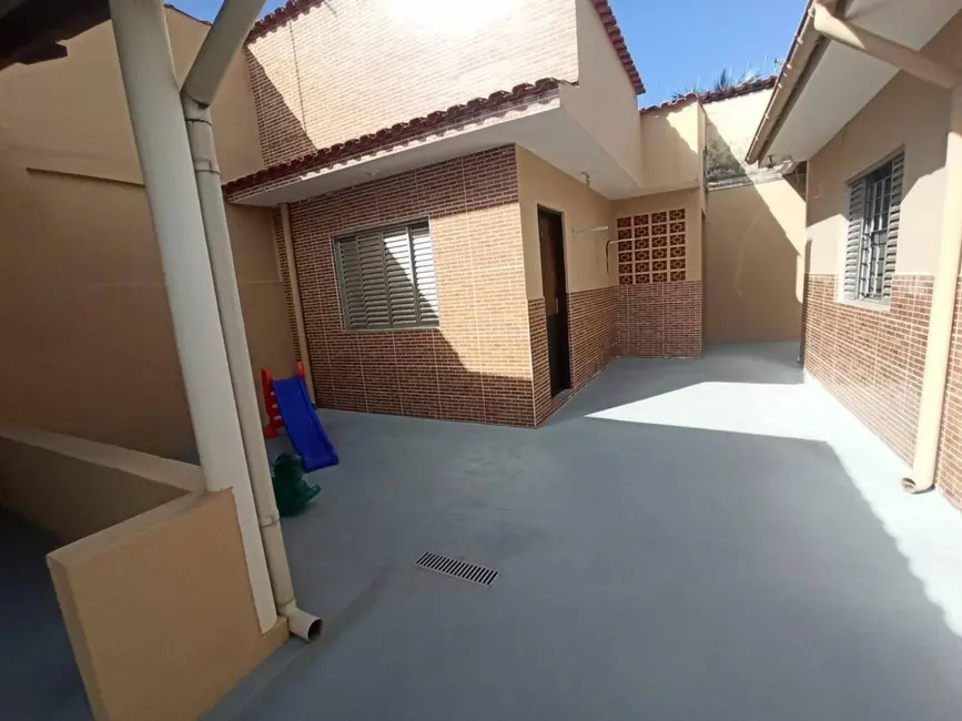 Foto 6 de Casa com 3 quartos à venda, 322m2 em Mongagua - SP