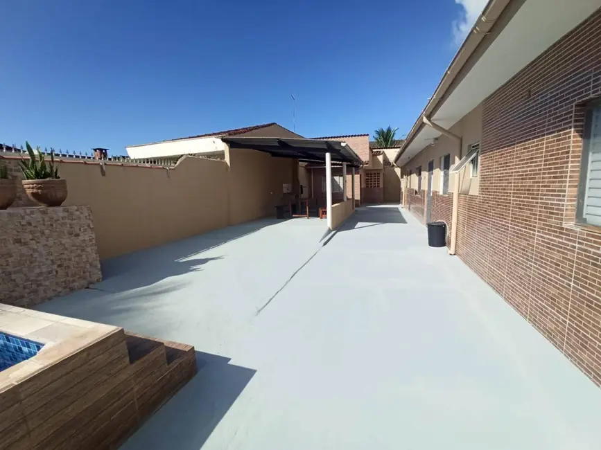 Foto 7 de Casa com 3 quartos à venda, 322m2 em Mongagua - SP