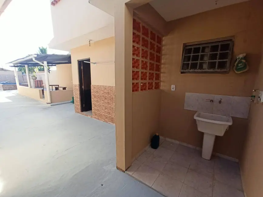 Foto 5 de Casa com 3 quartos à venda, 322m2 em Mongagua - SP