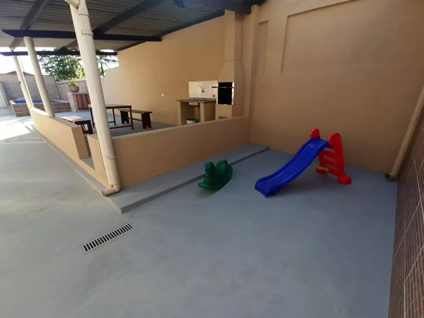 Foto 4 de Casa com 3 quartos à venda, 322m2 em Mongagua - SP