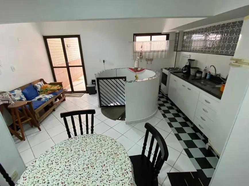 Foto 5 de Casa com 2 quartos à venda, 80m2 em Centro, Mongagua - SP