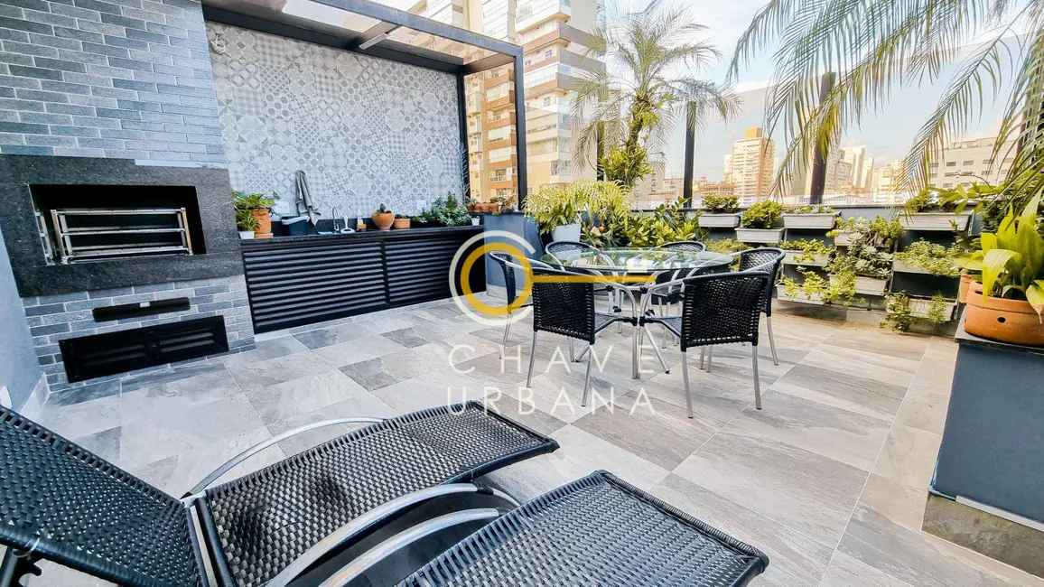 Cobertura com 3 quartos à venda, 310m2 em Gonzaga, Santos - SP - imagem 1 Foto 1 de Cobertura com 3 quartos à venda, 310m2 em Gonzaga, Santos - SP