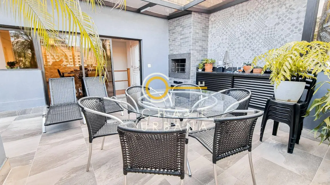 Cobertura com 3 quartos à venda, 310m2 em Gonzaga, Santos - SP - imagem 3 Foto 3 de Cobertura com 3 quartos à venda, 310m2 em Gonzaga, Santos - SP