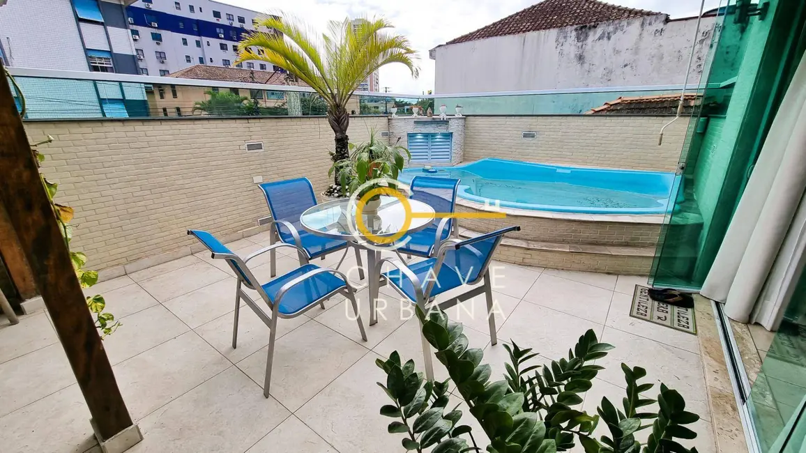 Casa com 3 quartos à venda, 163m2 em Embaré, Santos - SP - imagem 3 Foto 3 de Casa com 3 quartos à venda, 163m2 em Embaré, Santos - SP