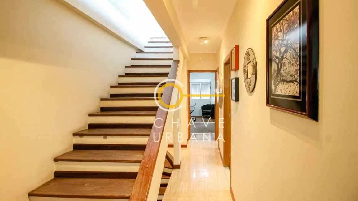 Casa com 3 quartos à venda, 350m2 em Vila Belmiro, Santos - SP - imagem 3 Foto 3 de Casa com 3 quartos à venda, 350m2 em Vila Belmiro, Santos - SP