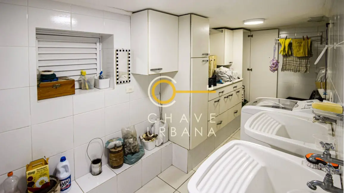 Casa com 3 quartos à venda, 350m2 em Vila Belmiro, Santos - SP - imagem 9 Foto 9 de Casa com 3 quartos à venda, 350m2 em Vila Belmiro, Santos - SP