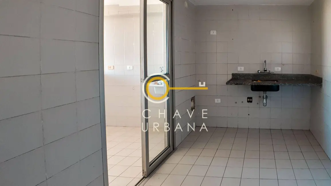 Foto 7 de Cobertura com 3 quartos à venda, 243m2 em Santos - SP