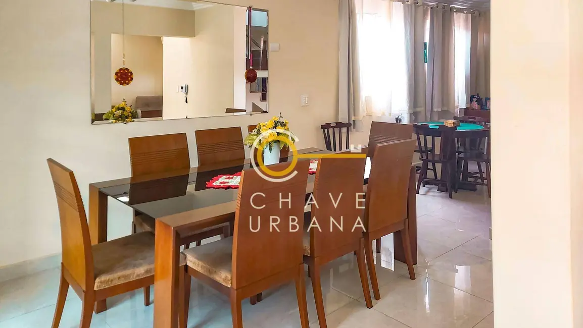 Foto 7 de Sobrado com 4 quartos à venda, 300m2 em Vila Voturua, Sao Vicente - SP