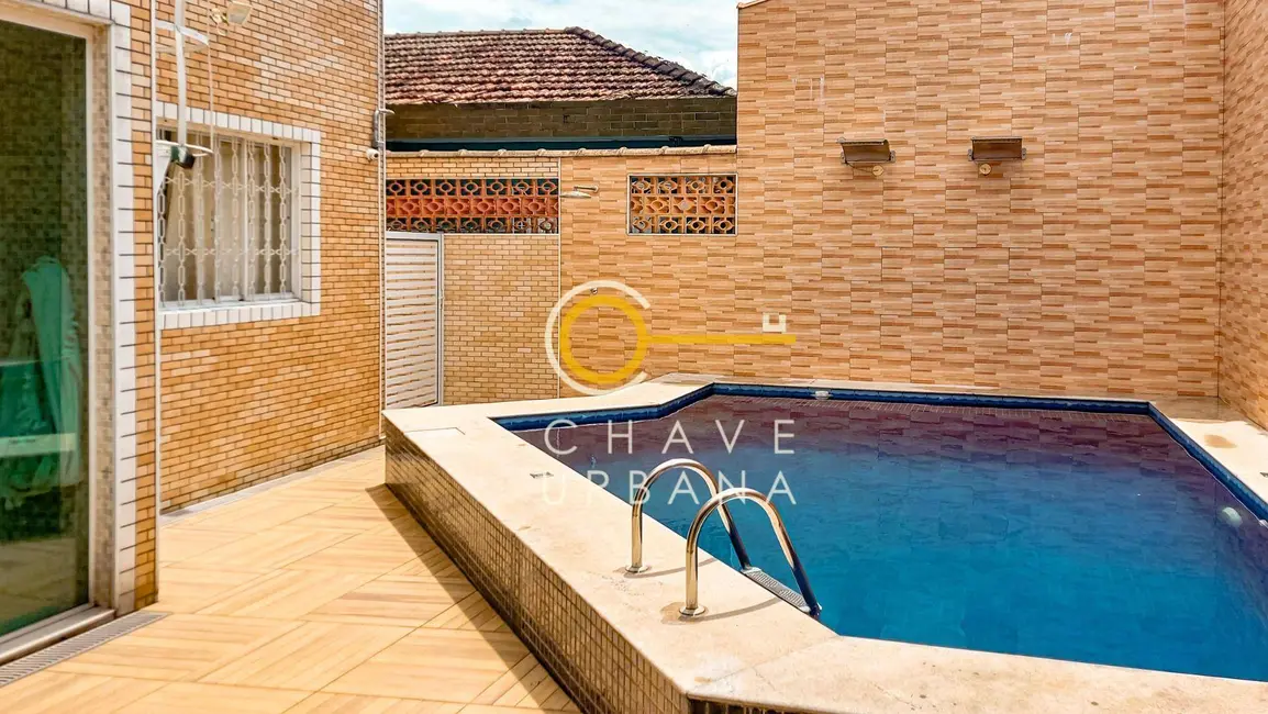 Foto 4 de Sobrado com 4 quartos à venda, 300m2 em Vila Voturua, Sao Vicente - SP