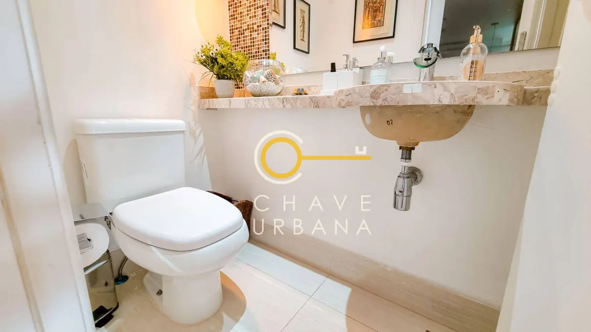 Foto 9 de Apartamento com 3 quartos para alugar, 306m2 em Gonzaga, Santos - SP