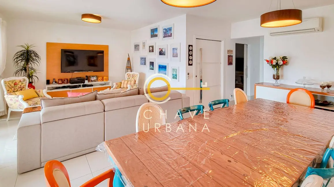 Foto 8 de Apartamento com 3 quartos para alugar, 306m2 em Gonzaga, Santos - SP