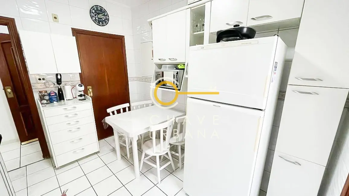 Apartamento com 3 quartos à venda, 153m2 em Campo Grande, Santos - SP - imagem 5 Foto 5 de Apartamento com 3 quartos à venda, 153m2 em Campo Grande, Santos - SP