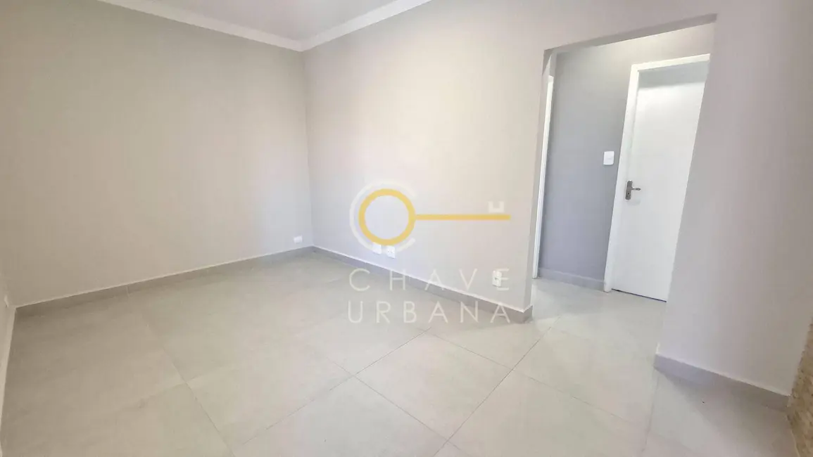 Apartamento com 2 quartos à venda, 66m2 em Gonzaga, Santos - SP - imagem 3 Foto 3 de Apartamento com 2 quartos à venda, 66m2 em Gonzaga, Santos - SP