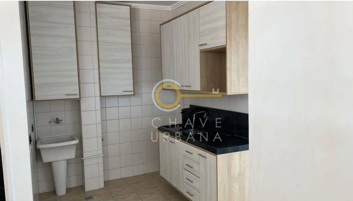 Apartamento com 2 quartos para alugar, 70m2 em Gonzaga, Santos - SP - imagem 6 Foto 6 de Apartamento com 2 quartos para alugar, 70m2 em Gonzaga, Santos - SP