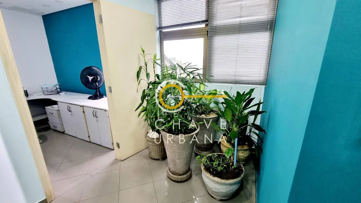 Sala Comercial à venda e para alugar, 128m2 em Santos - SP - imagem 6 Foto 6 de Sala Comercial à venda e para alugar, 128m2 em Santos - SP