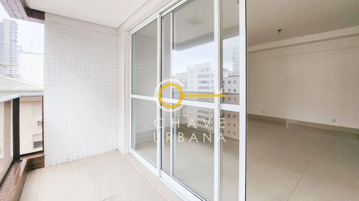 Foto 3 de Apartamento com 2 quartos à venda, 133m2 em Gonzaga, Santos - SP