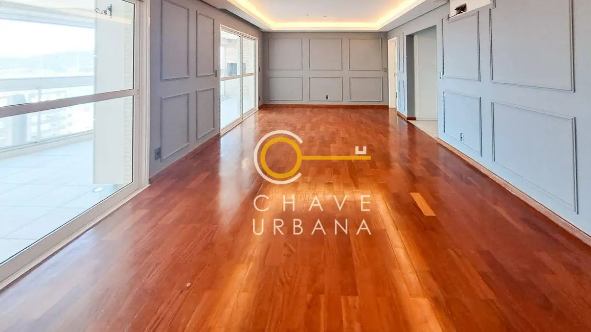 Apartamento com 4 quartos para alugar, 275m2 em Embaré, Santos - SP - imagem 4 Foto 4 de Apartamento com 4 quartos para alugar, 275m2 em Embaré, Santos - SP
