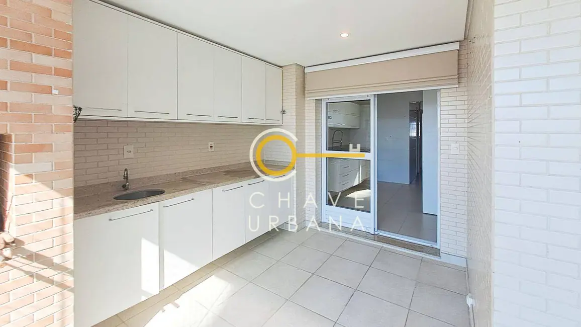 Apartamento com 4 quartos para alugar, 275m2 em Embaré, Santos - SP - imagem 3 Foto 3 de Apartamento com 4 quartos para alugar, 275m2 em Embaré, Santos - SP