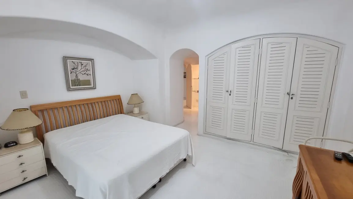 Apartamento com 4 quartos à venda, 416m2 em Guaruja - SP - imagem 8 Foto 8 de Apartamento com 4 quartos à venda, 416m2 em Guaruja - SP