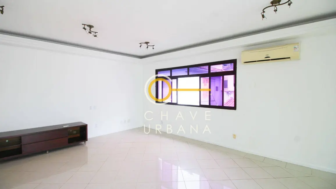 Foto 5 de Casa com 3 quartos à venda, 175m2 em Aparecida, Santos - SP