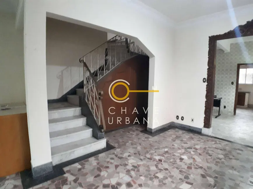 Casa com 3 quartos para alugar, 289m2 em Gonzaga, Santos - SP - imagem 7 Foto 7 de Casa com 3 quartos para alugar, 289m2 em Gonzaga, Santos - SP
