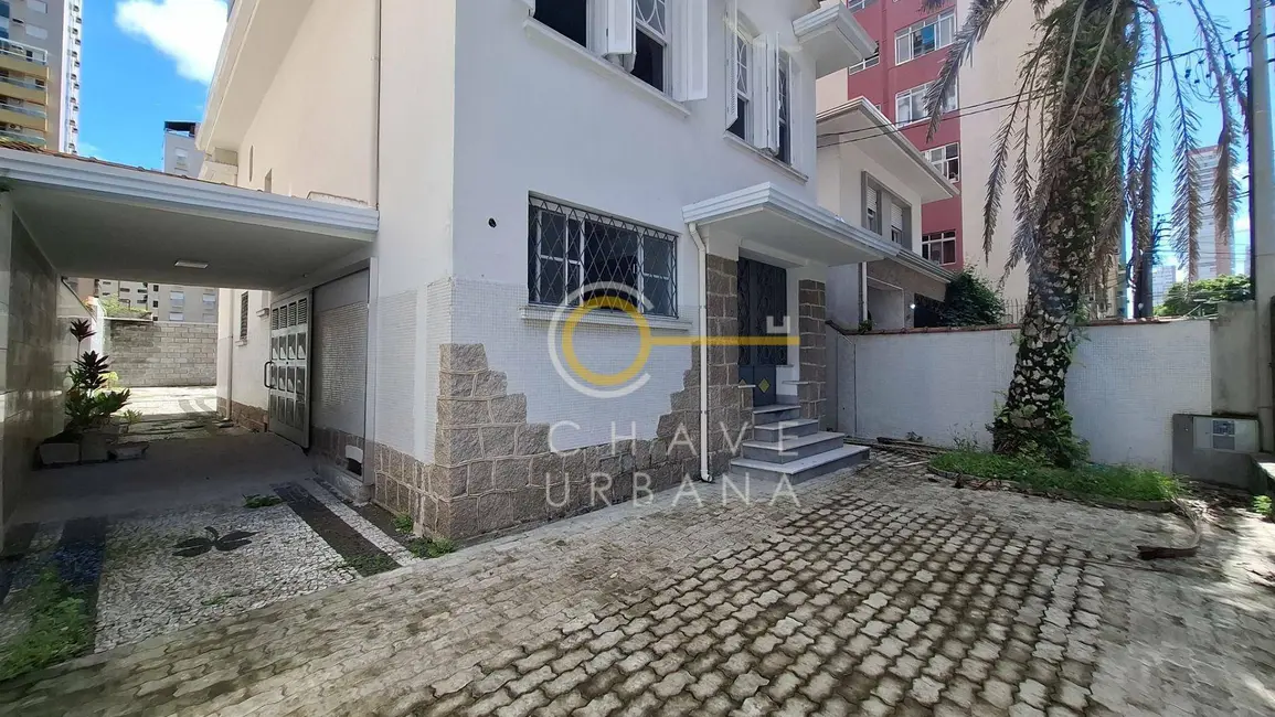 Foto 1 de Casa com 2 quartos para alugar, 295m2 em Gonzaga, Santos, SP