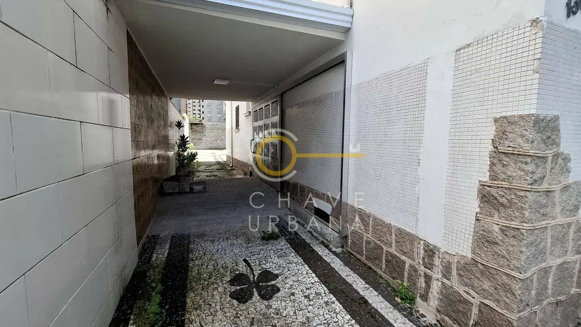 Casa com 2 quartos para alugar, 295m2 em Gonzaga, Santos - SP - imagem 5 Foto 5 de Casa com 2 quartos para alugar, 295m2 em Gonzaga, Santos - SP