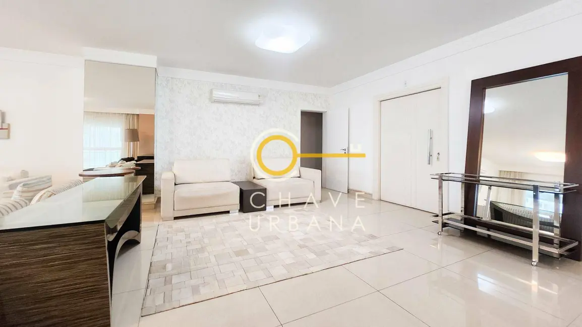 Apartamento com 4 quartos à venda e para alugar, 493m2 em Gonzaga, Santos - SP - imagem 9 Foto 9 de Apartamento com 4 quartos à venda e para alugar, 493m2 em Gonzaga, Santos - SP