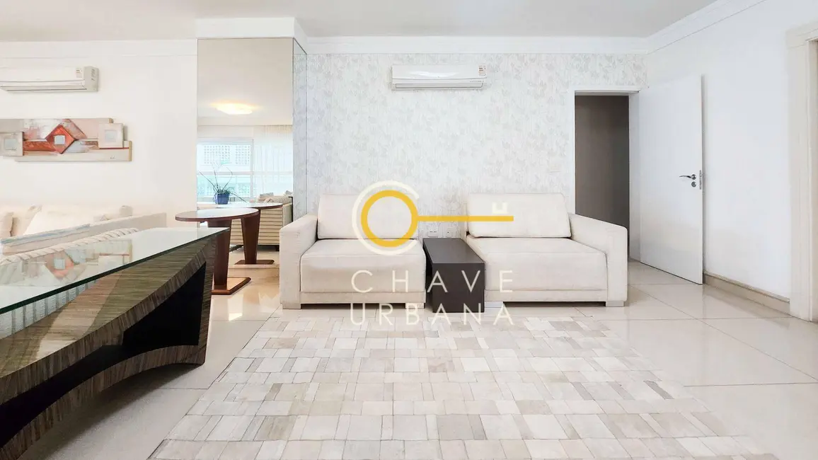 Apartamento com 4 quartos à venda e para alugar, 493m2 em Gonzaga, Santos - SP - imagem 8 Foto 8 de Apartamento com 4 quartos à venda e para alugar, 493m2 em Gonzaga, Santos - SP