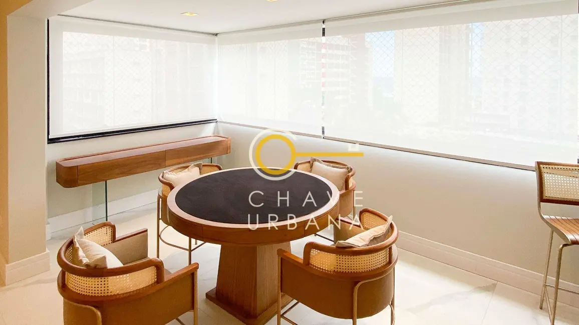 Foto 3 de Apartamento com 3 quartos à venda, 266m2 em Boqueirão, Santos - SP