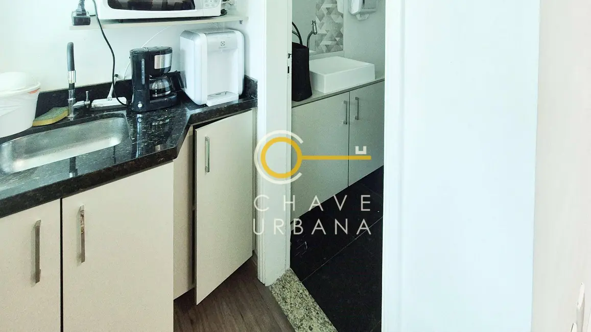 Loft / Flat à venda, 70m2 em Gonzaga, Santos - SP - imagem 4 Foto 4 de Loft / Flat à venda, 70m2 em Gonzaga, Santos - SP