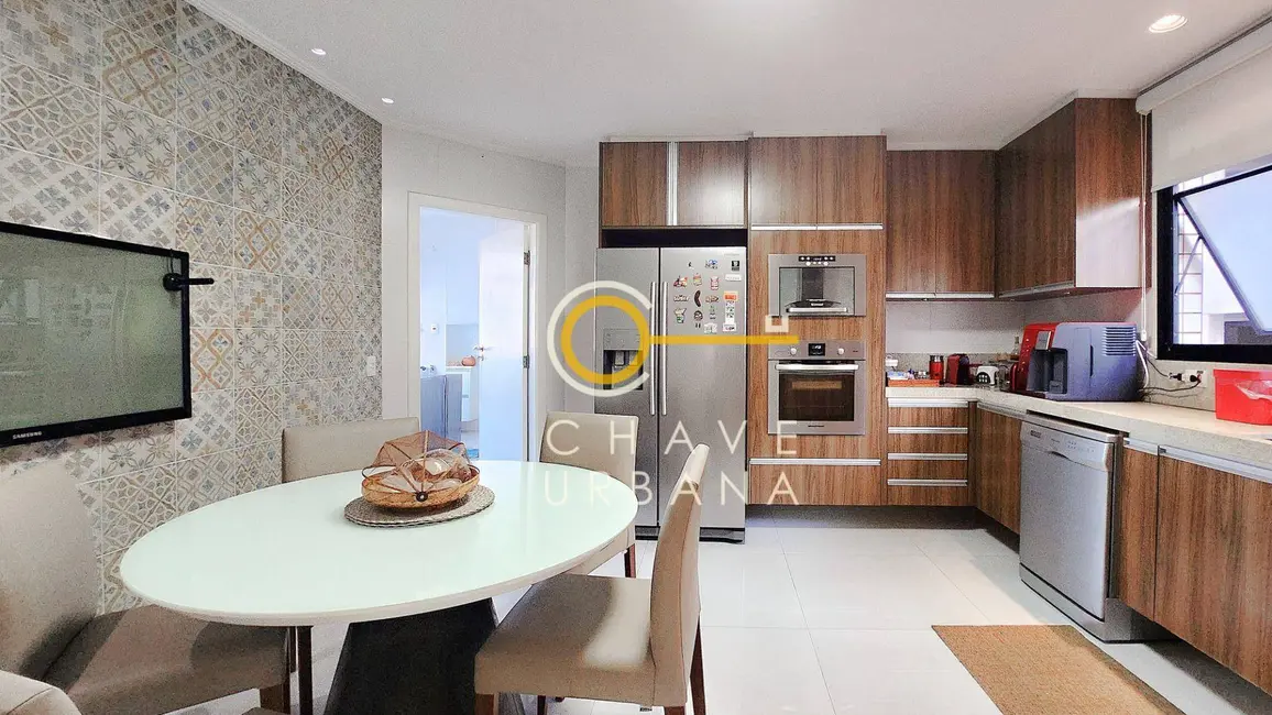 Foto 8 de Apartamento com 3 quartos à venda e para alugar, 180m2 em Gonzaga, Santos - SP