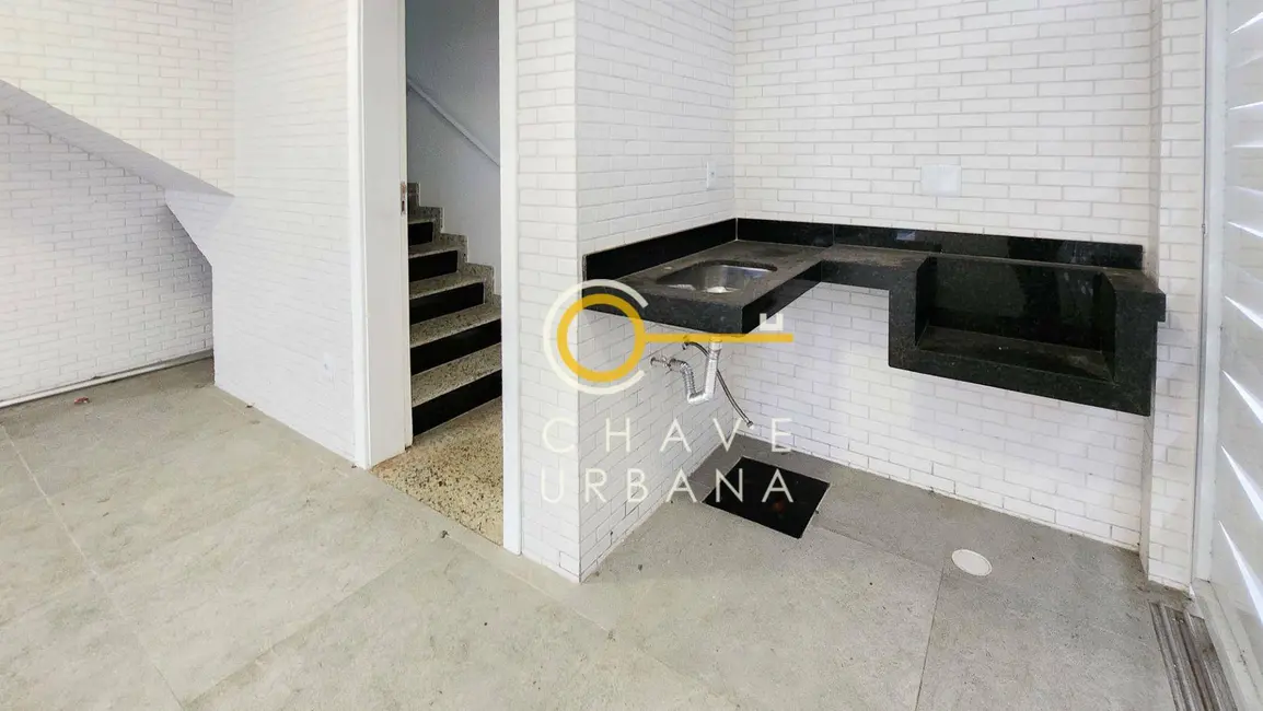 Casa com 2 quartos à venda, 100m2 em Campo Grande, Santos - SP - imagem 4 Foto 4 de Casa com 2 quartos à venda, 100m2 em Campo Grande, Santos - SP