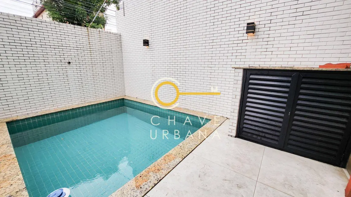 Casa com 2 quartos à venda, 100m2 em Campo Grande, Santos - SP - imagem 2 Foto 2 de Casa com 2 quartos à venda, 100m2 em Campo Grande, Santos - SP