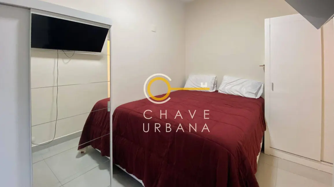 Foto 7 de Apartamento com 2 quartos à venda, 65m2 em Embaré, Santos - SP