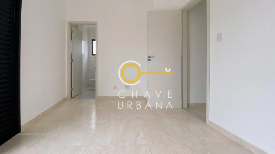 Casa com 2 quartos à venda, 95m2 em Macuco, Santos - SP - imagem 8 Foto 8 de Casa com 2 quartos à venda, 95m2 em Macuco, Santos - SP