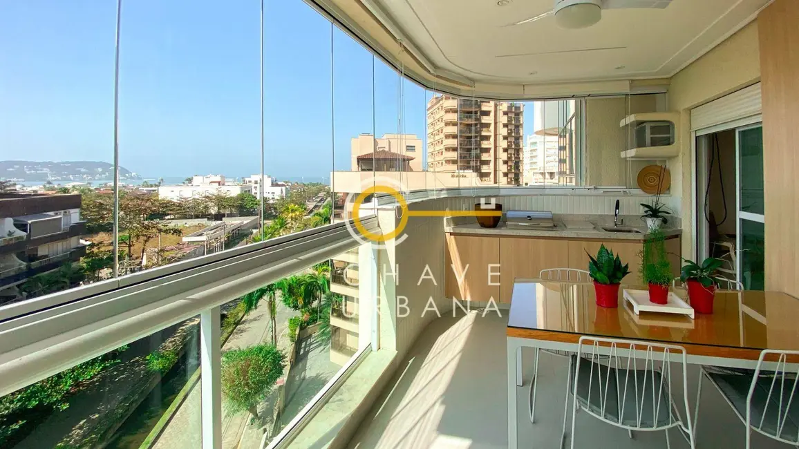 Apartamento com 4 quartos à venda, 180m2 em Guaruja - SP - imagem 1 Foto 1 de Apartamento com 4 quartos à venda, 180m2 em Guaruja - SP