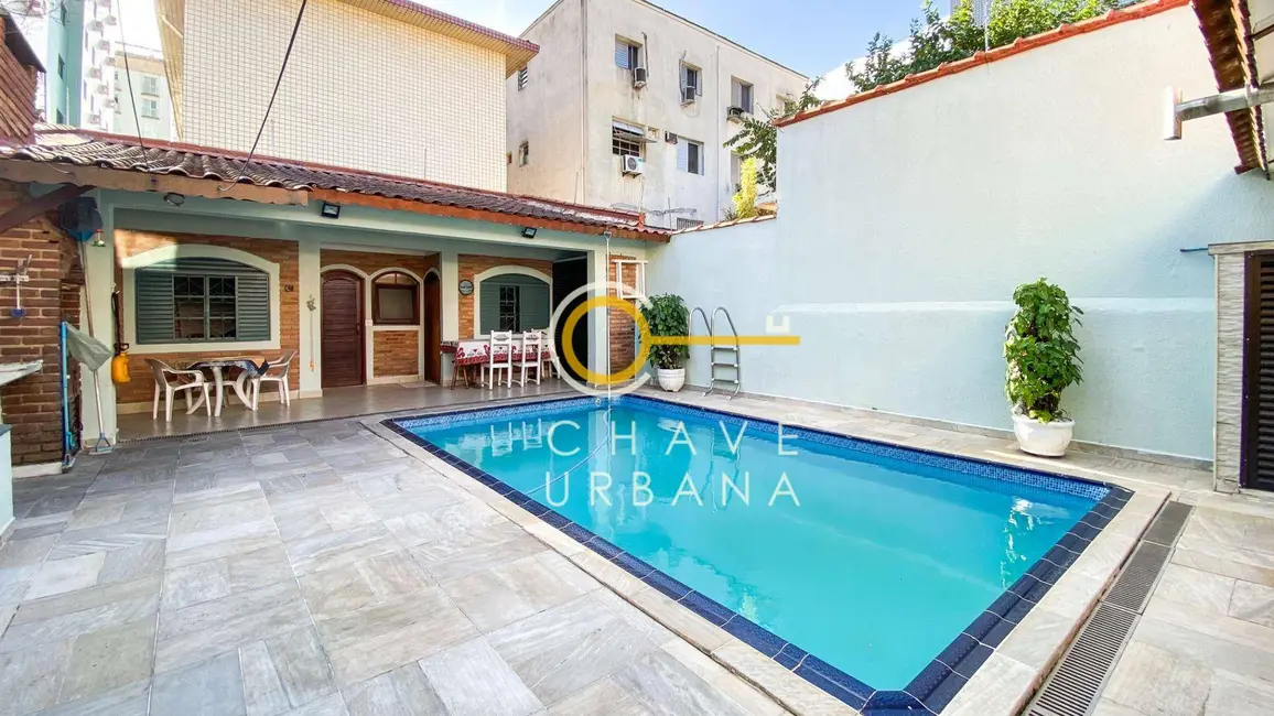Foto 1 de Casa com 4 quartos à venda, 420m2 em Embaré, Santos - SP