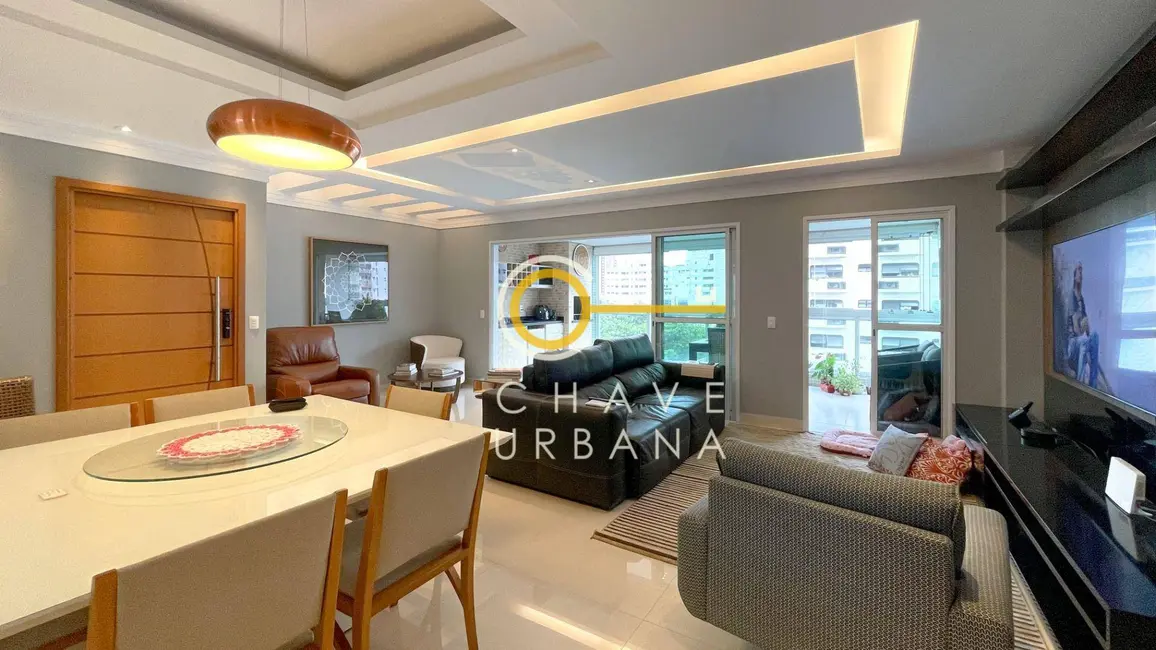 Apartamento com 3 quartos à venda e para alugar, 178m2 em Gonzaga, Santos - SP - imagem 8 Foto 8 de Apartamento com 3 quartos à venda e para alugar, 178m2 em Gonzaga, Santos - SP