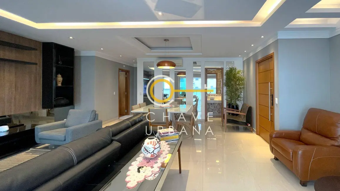 Apartamento com 3 quartos à venda e para alugar, 178m2 em Gonzaga, Santos - SP - imagem 5 Foto 5 de Apartamento com 3 quartos à venda e para alugar, 178m2 em Gonzaga, Santos - SP