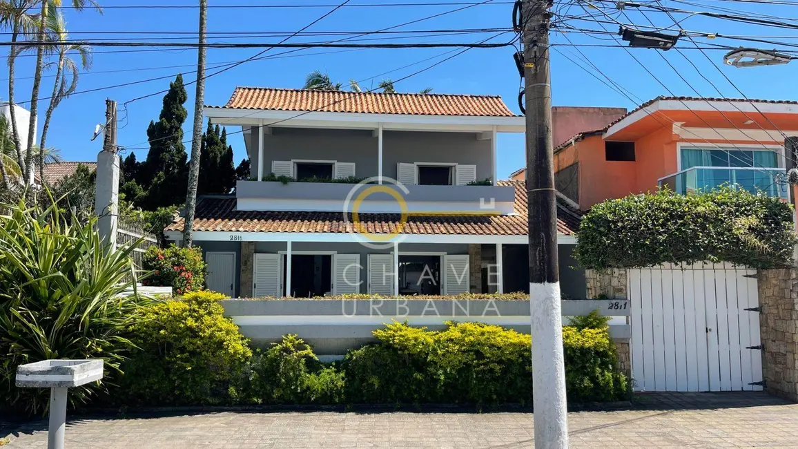 Foto 3 de Casa com 5 quartos à venda, 480m2 em Enseada, Guaruja - SP