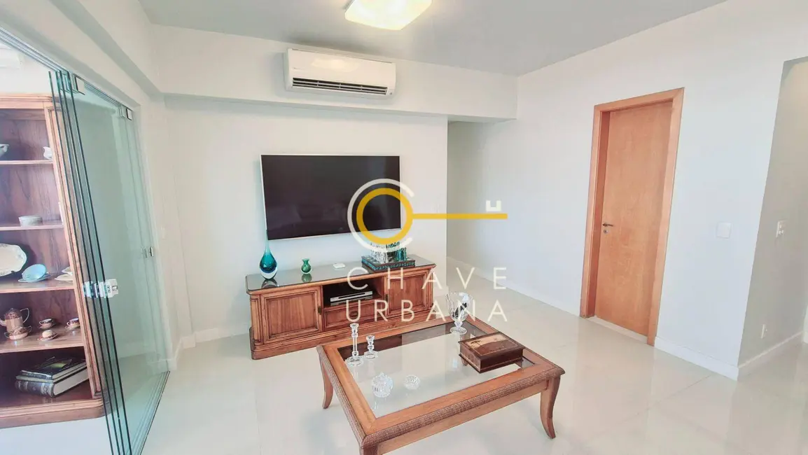 Foto 6 de Apartamento com 3 quartos à venda, 193m2 em Ponta da Praia, Santos - SP